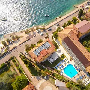 Drago - Garda Collection 3*, Brenzone sul Garda Italy
