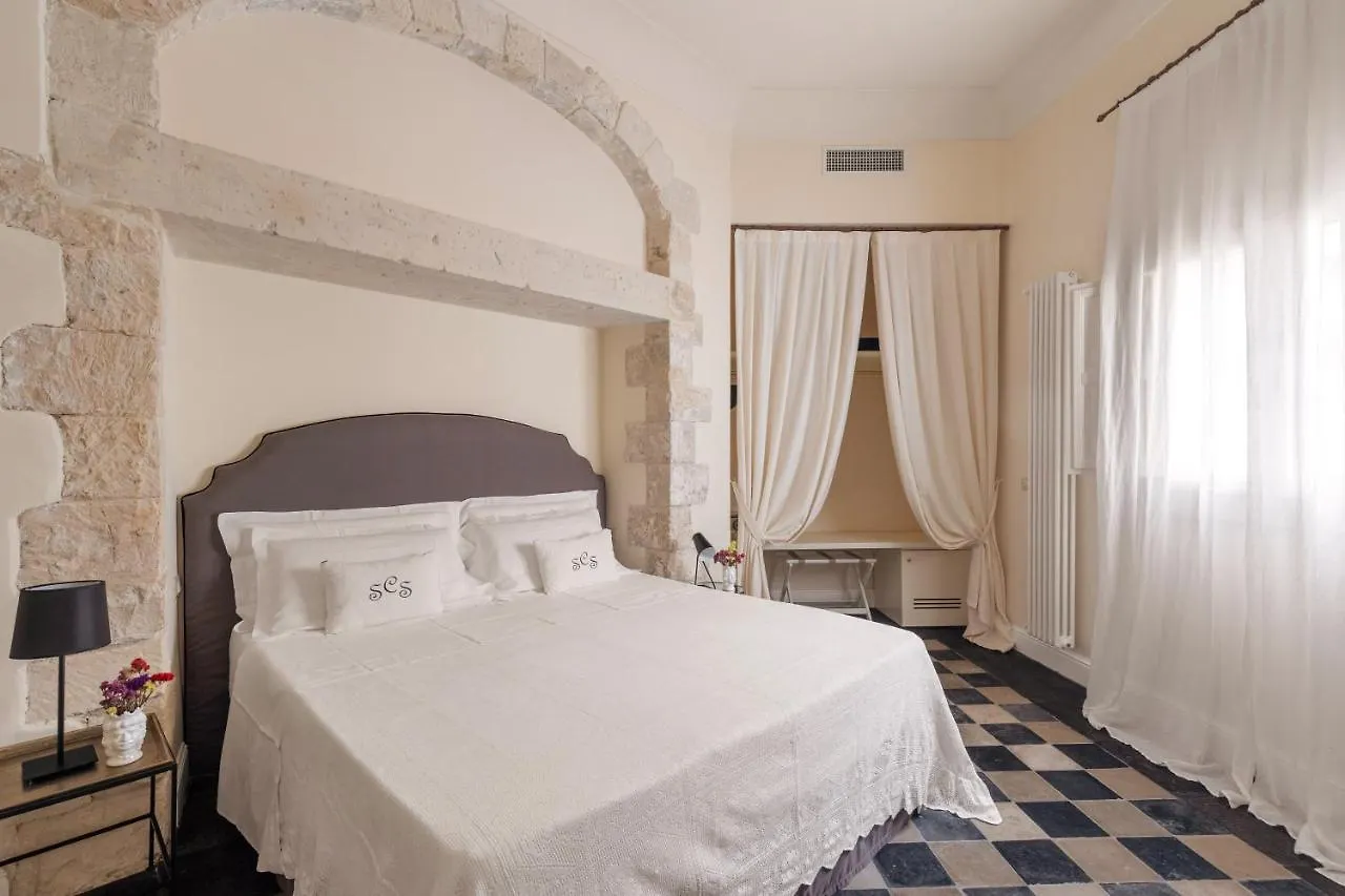 San Carlo Suites Noto 5*,